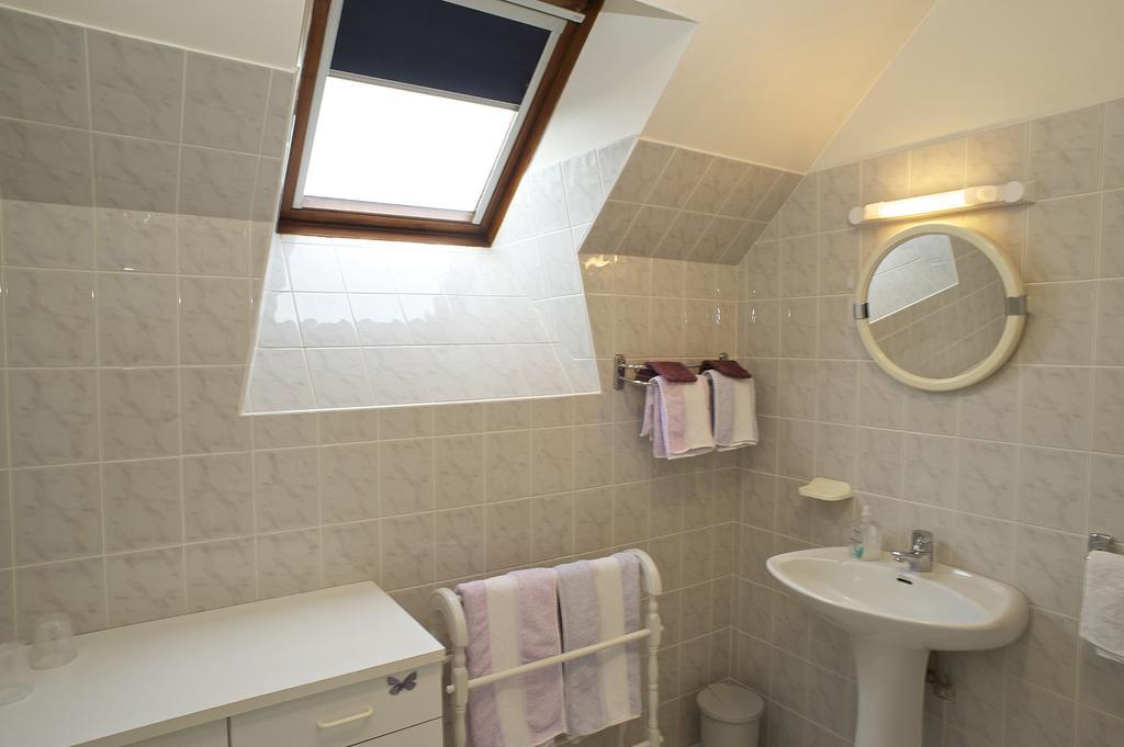 Chambres D'Hotes Les Sageais Baguer-Morvan Room photo