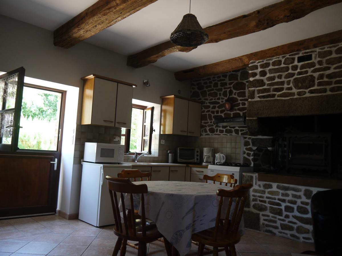 Chambres D'Hotes Les Sageais Baguer-Morvan Exterior photo